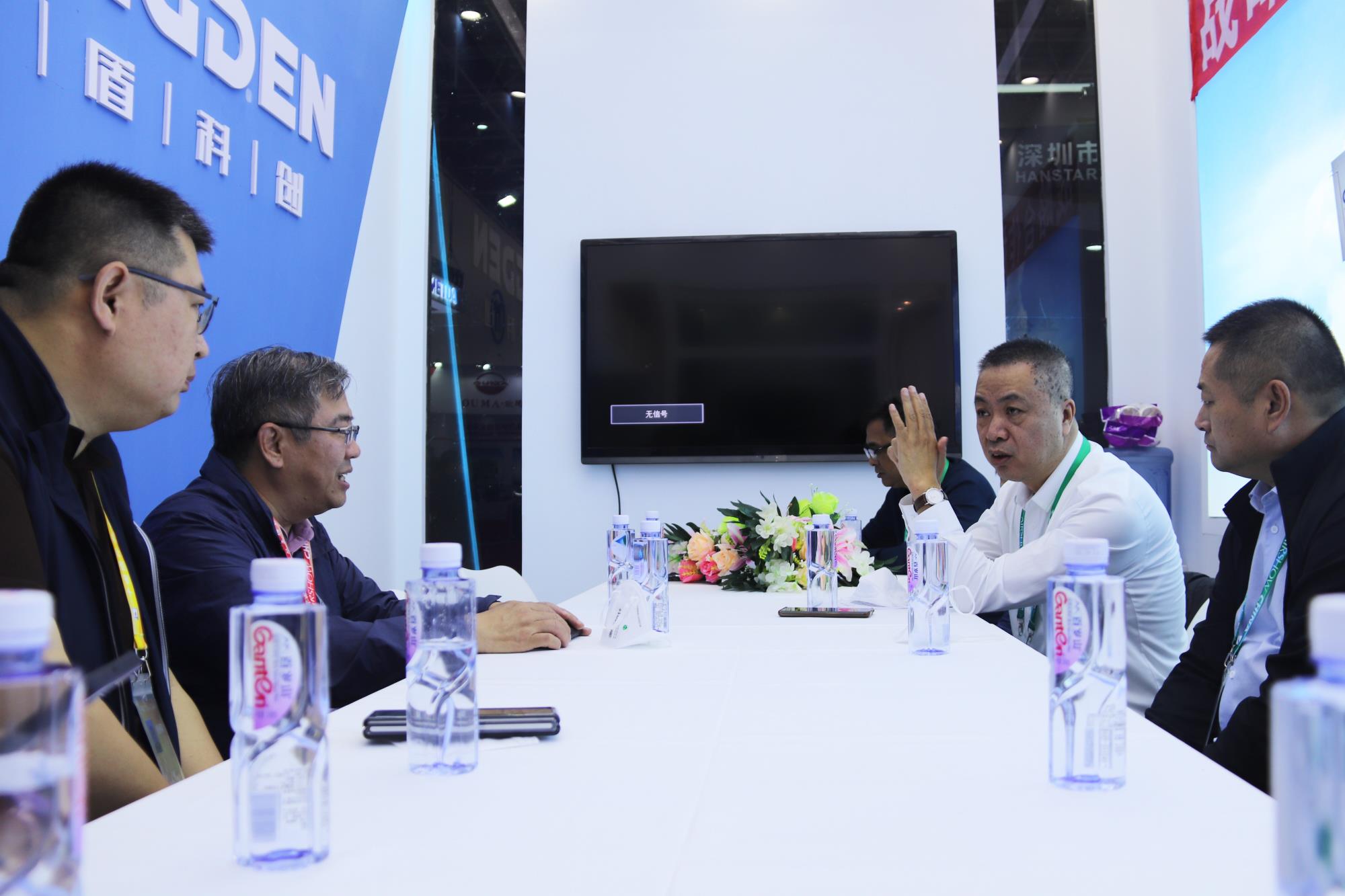 IMG_8665_proc.jpg IMG_8665_proc.jpg